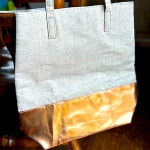 NWOT Ultra Chi Shoulder Bag